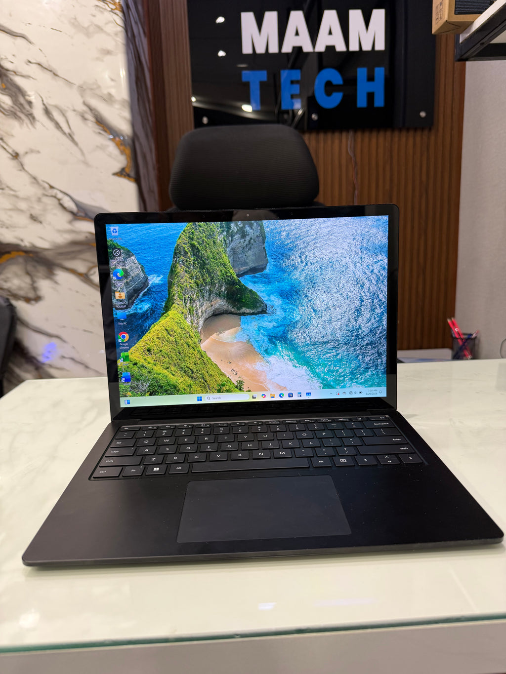 Microsoft Surface Laptop 4 – Ryzen 5 | 16GB RAM | 256GB SSD | Special Edition