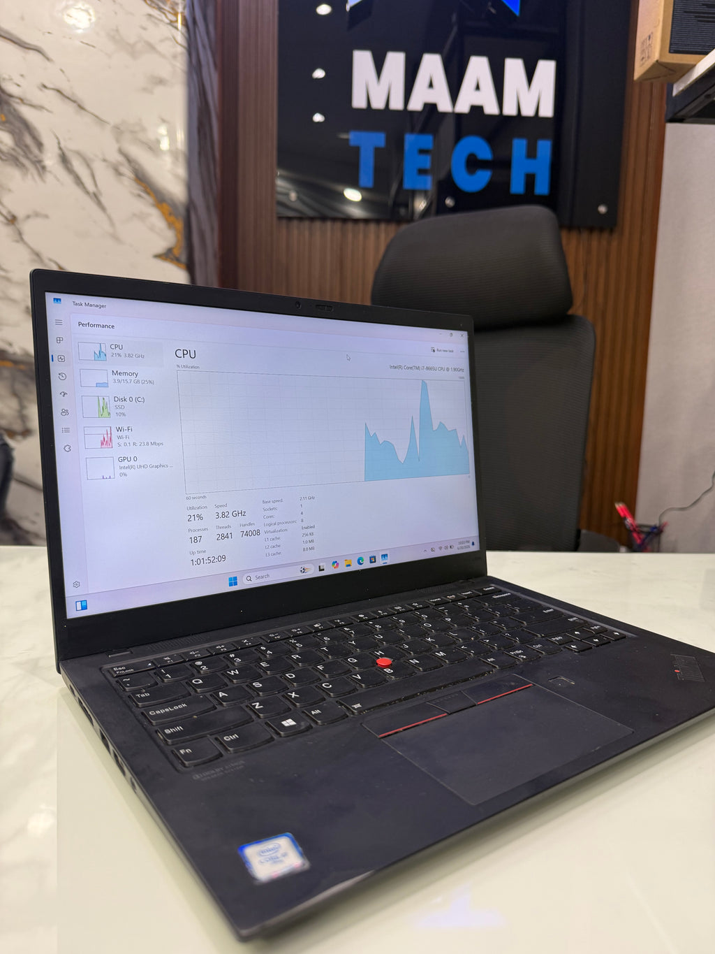 Lenovo ThinkPad X1 Carbon (8th Gen) – Intel Core i7 | 16GB RAM | 256GB SSD