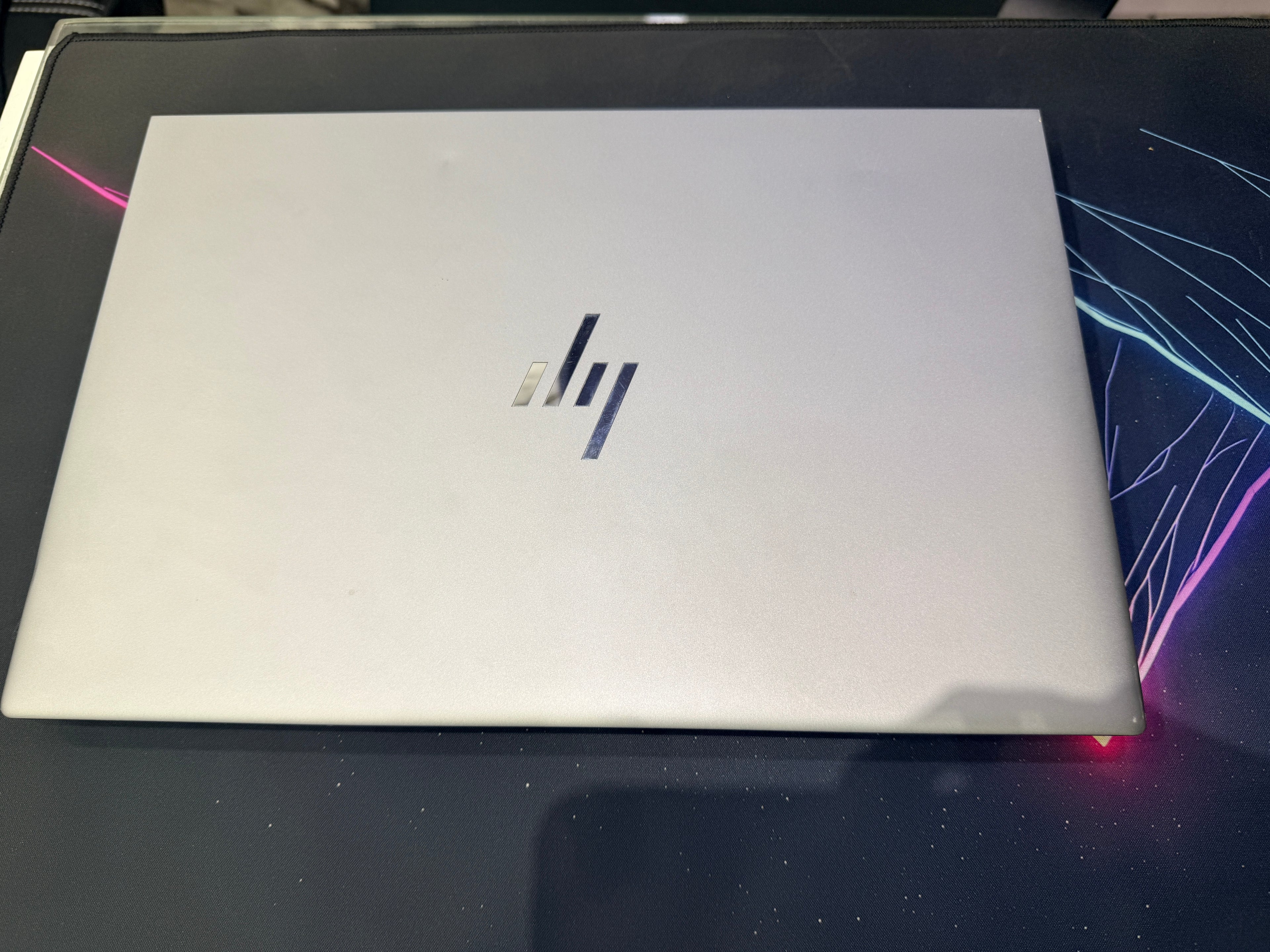 HP ZBook Studio 16 G11 — Core Ultra 7 165H | RTX 2000 8GB