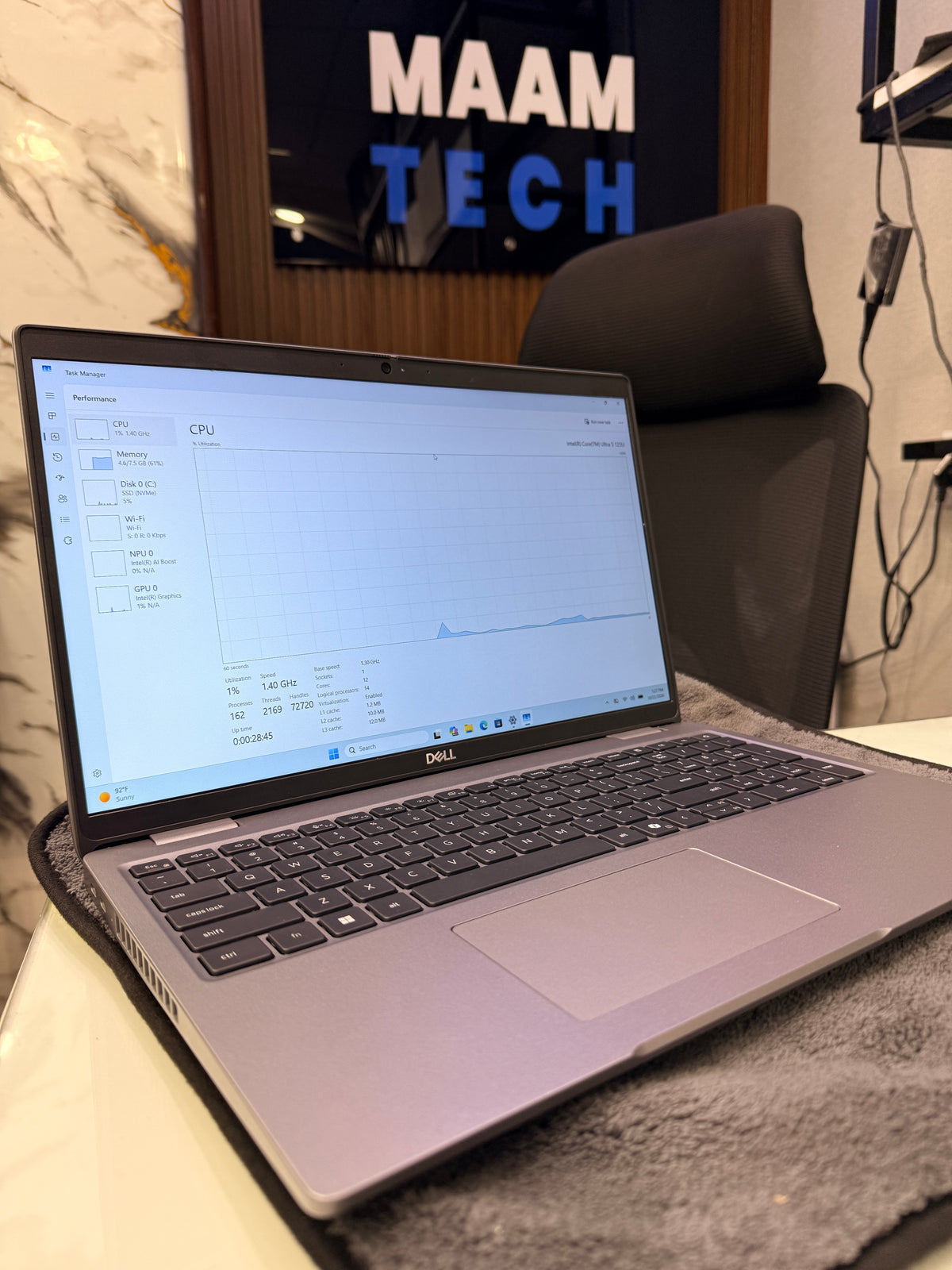 Dell Latitude 5550 — Intel Core Ultra 5 | 16GB RAM | 256GB NVMe SSD