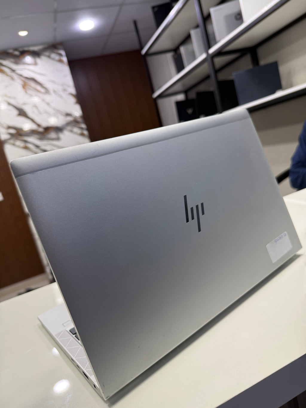HP 845 - G7-RYZEN 5 4650U 8GB 256GB