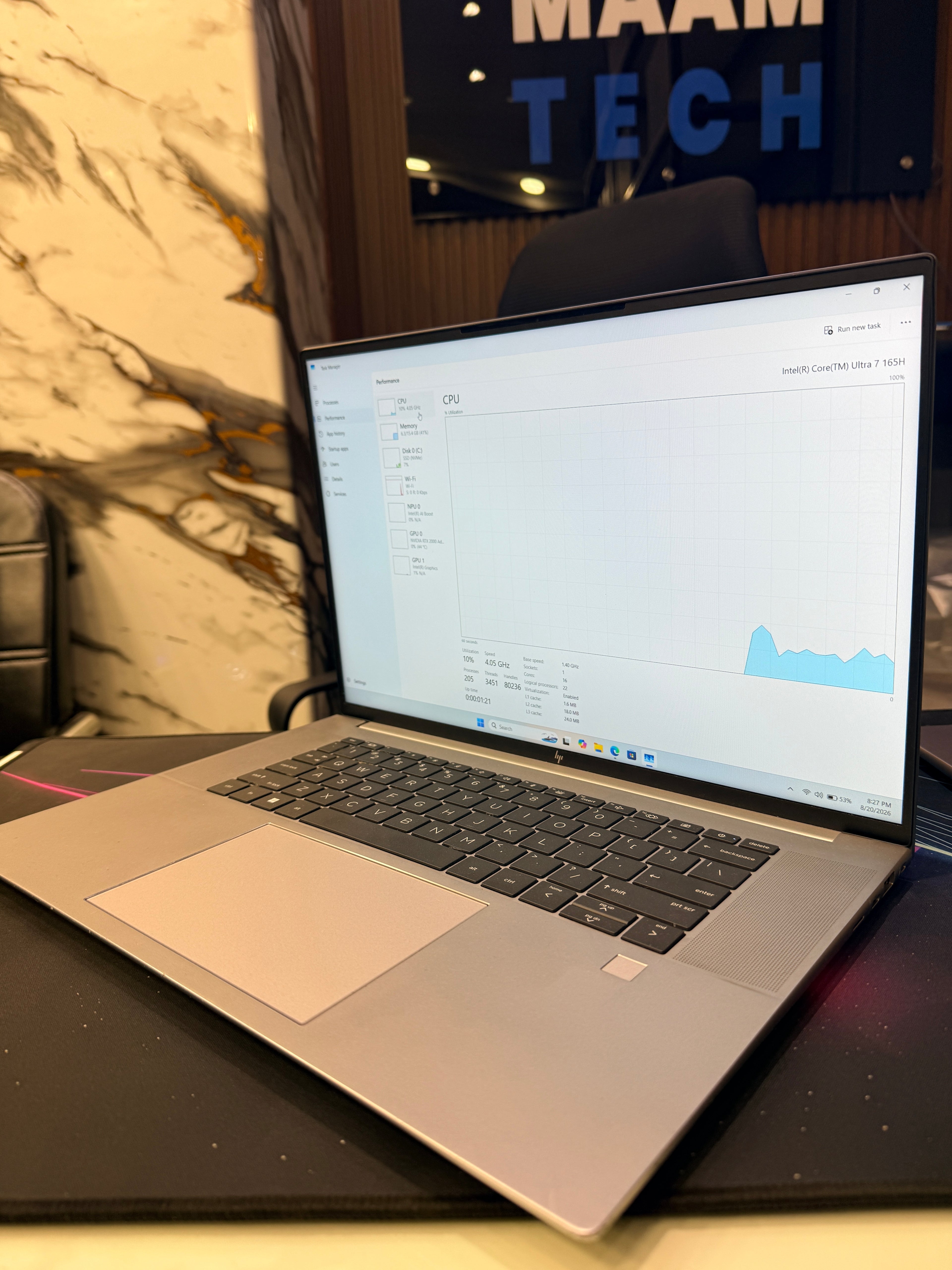 HP ZBook Studio 16 G11 — Core Ultra 7 165H | RTX 2000 8GB