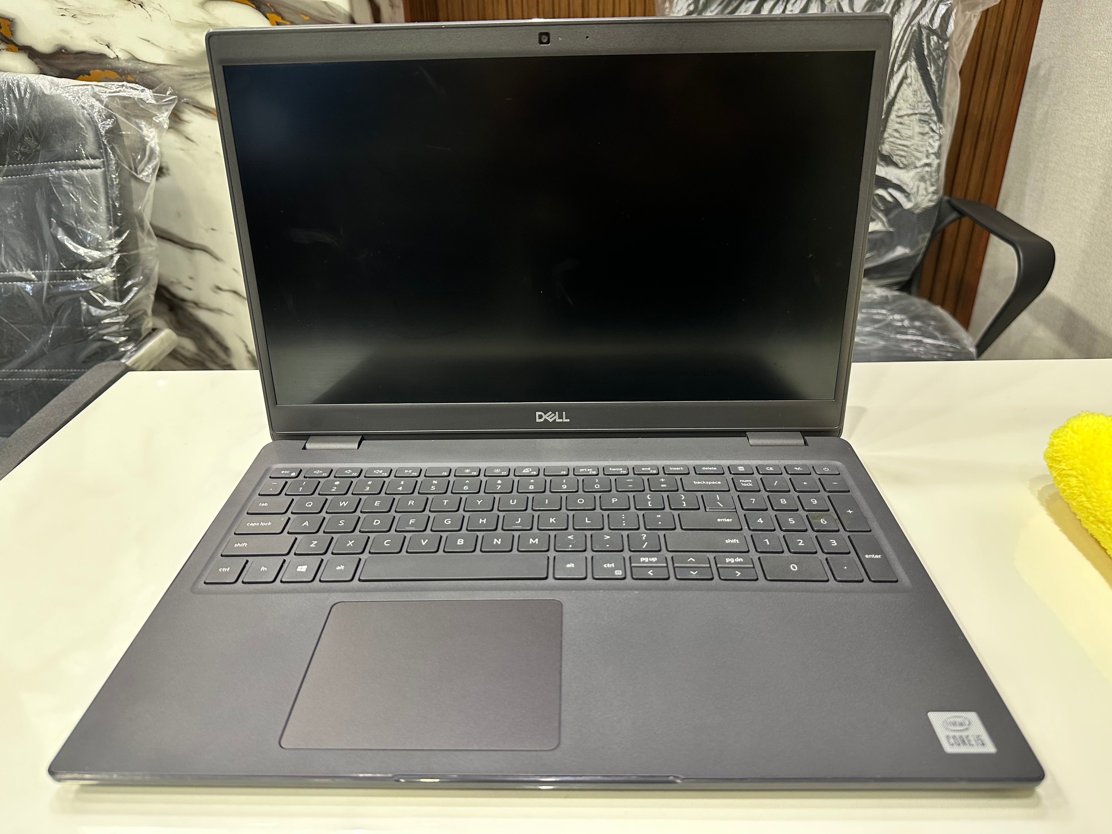 DELL LATITUDE 3510 - i5 10th Gen - 8Gb/256Gb