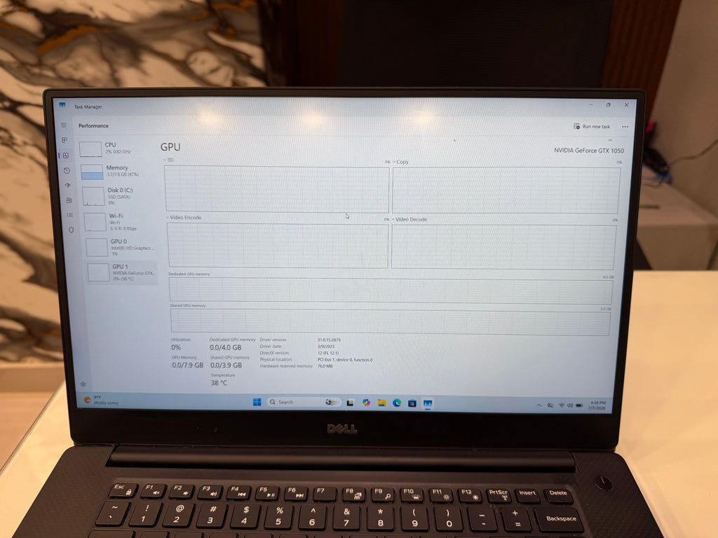 Dell XPS 15 9560 i7 7th 7700HQ 8GB RAM & 256GB SSD GTX 1050 4GB Graphics Card
