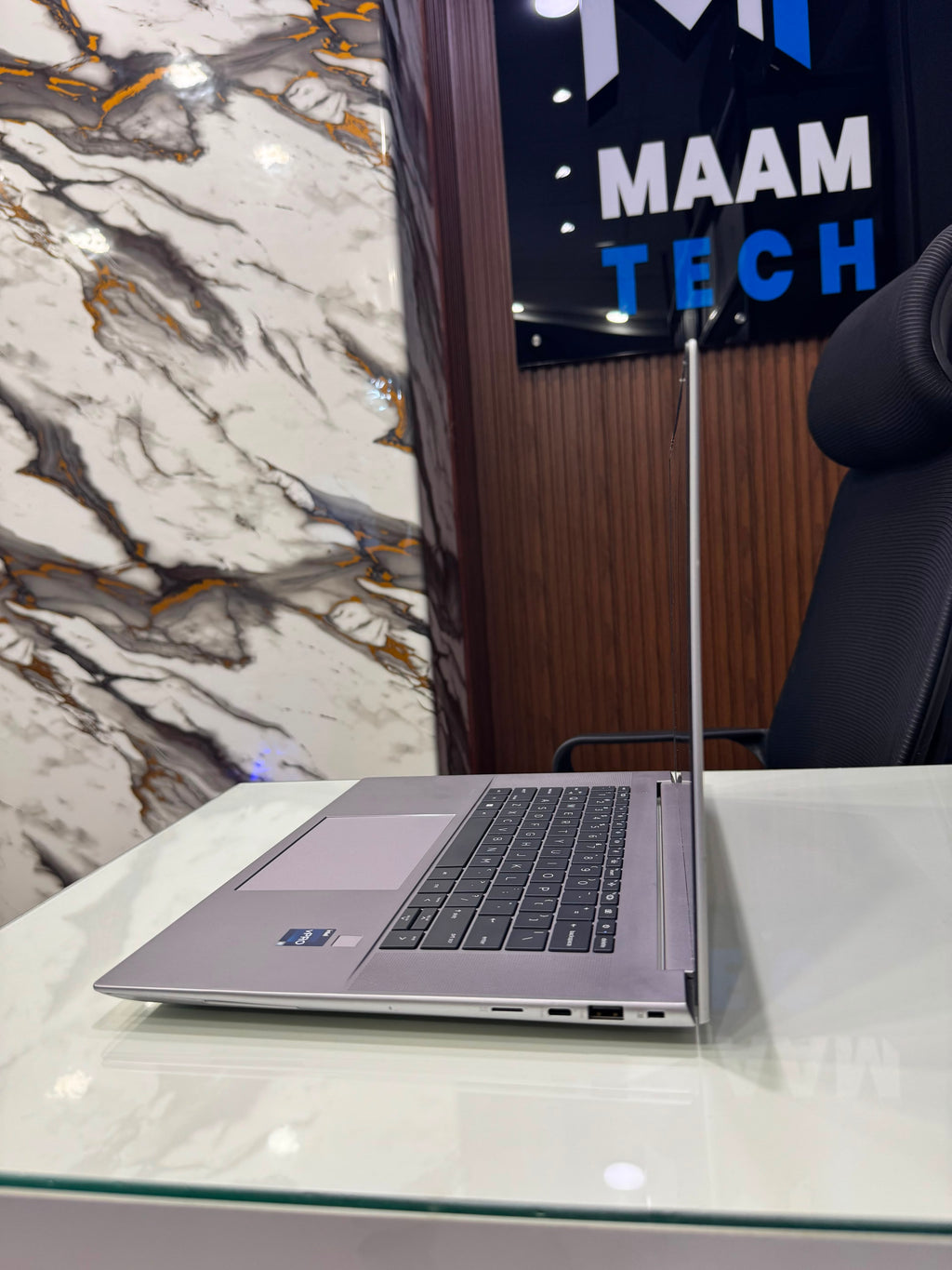 HP ZBook Studio 16 G10 Mobile Workstation 13th Gen Core i9 13900H 16GB RAM DDR5 512GB NVME GEN 4 SSD NVIDIA 6GB RTX A1000  GRAPHICS CARD 4k Touchscreen