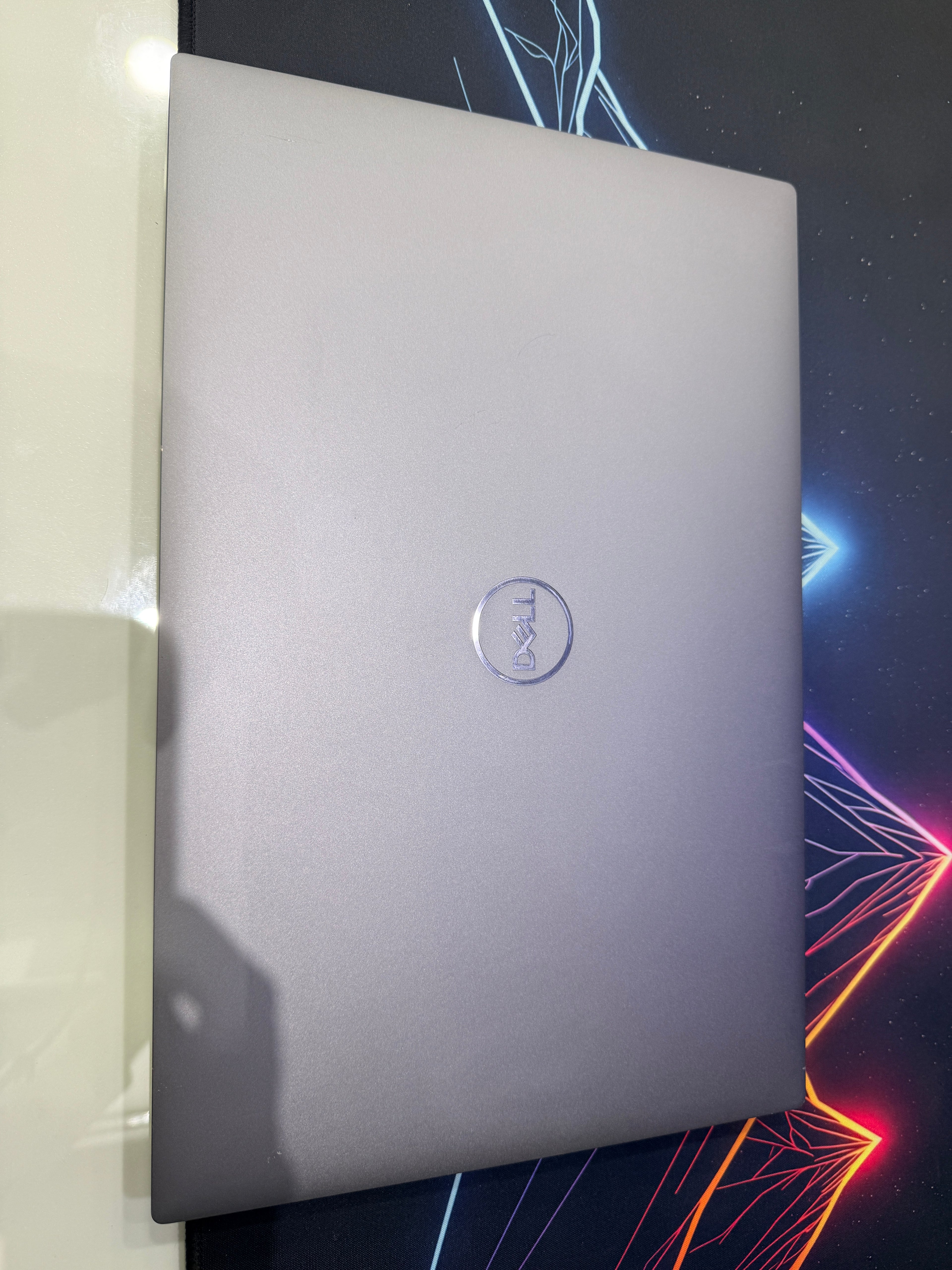 Dell 5560 i9