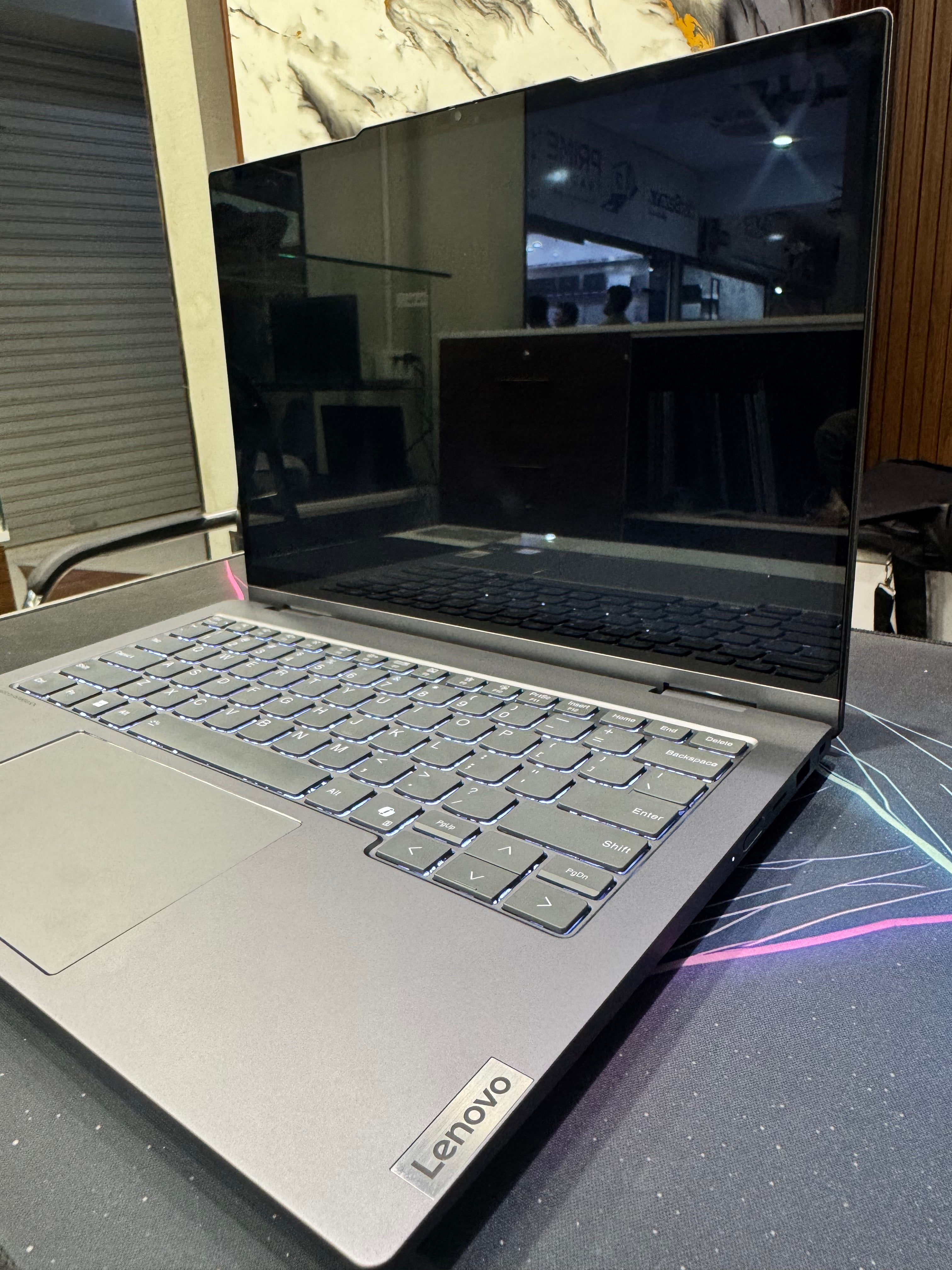 Lenovo ThinkBook 14 Ultra 7 155U 16GB RAM 512GB NVMe SSD