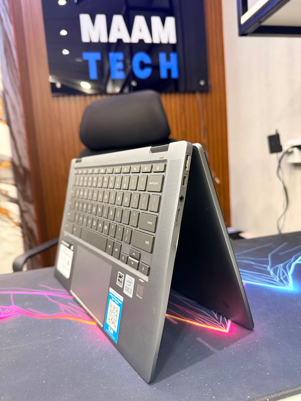 HP Chromebook x360 14c-ca0053dx (New HP Logo) | 8GB DDR4 | 64GB eMMC | x360 Touch | Backlit Keyboard